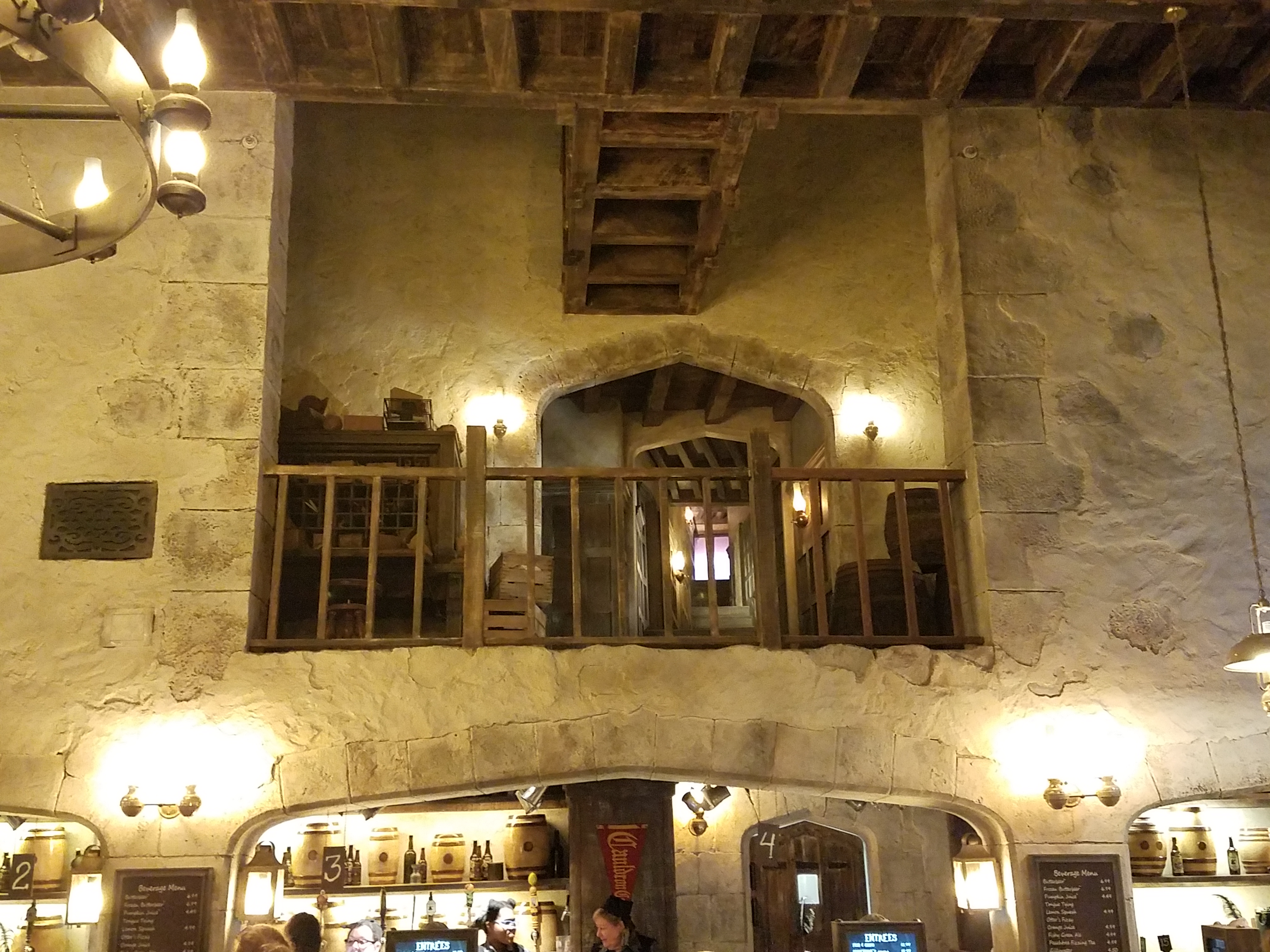 Interior of Leaky Cauldron restaurant at Universal Studios Orlando - by unofficialuniversal.com.