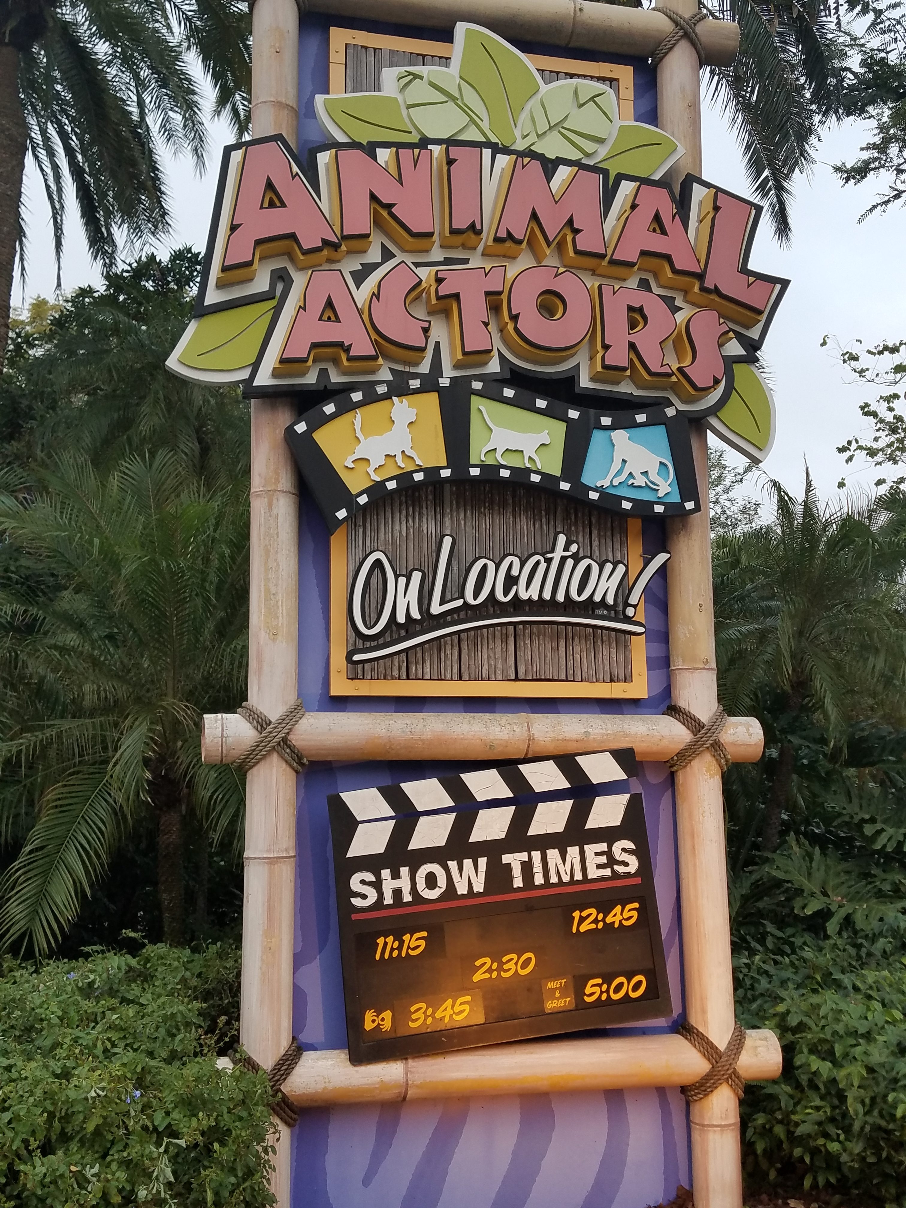 How to meet the Animal Actors on Location! - Unofficial Universal