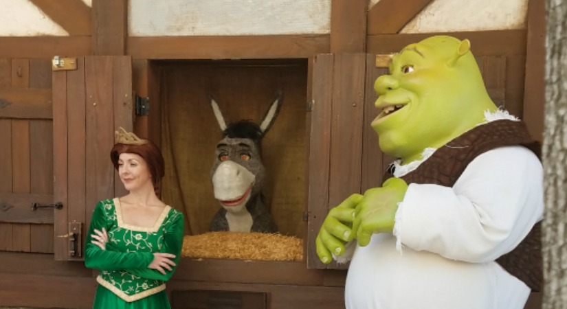 Fiona, Donkey, and Shrek at Universal Studios in Orlando, Florida - by unofficialuniversal.com.