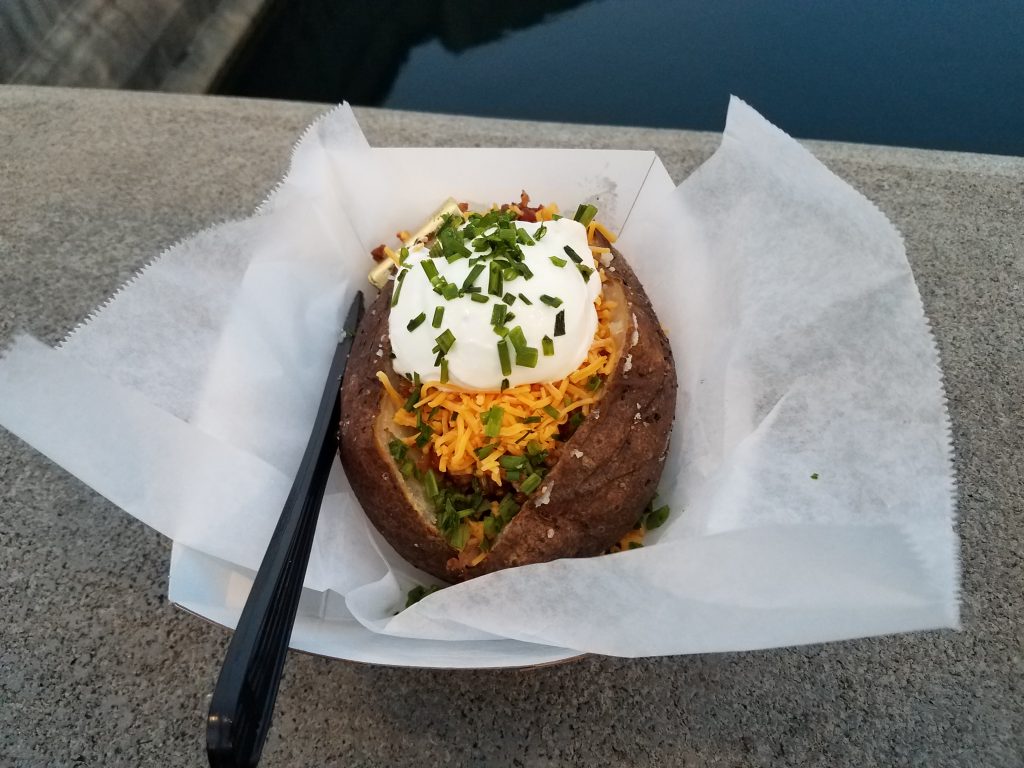 Loaded jacket potato from London Taxi Hut in Universal Studios Orlando - by unofficialuniversal.com.